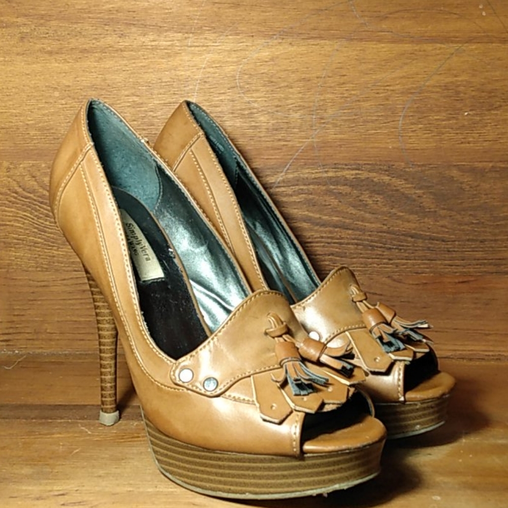 Simply Vera Vera Wang Peep Toe Heel 6.5